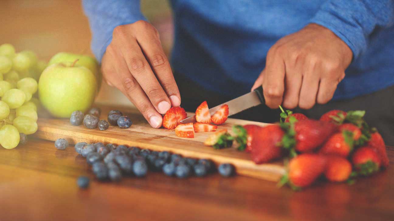 chopping fruits